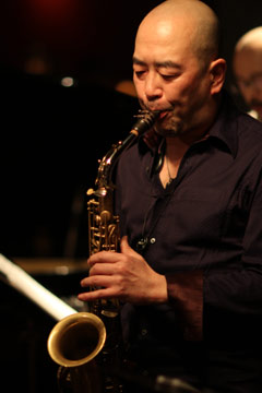 ci(sax) photo by ISHII Hitoshi